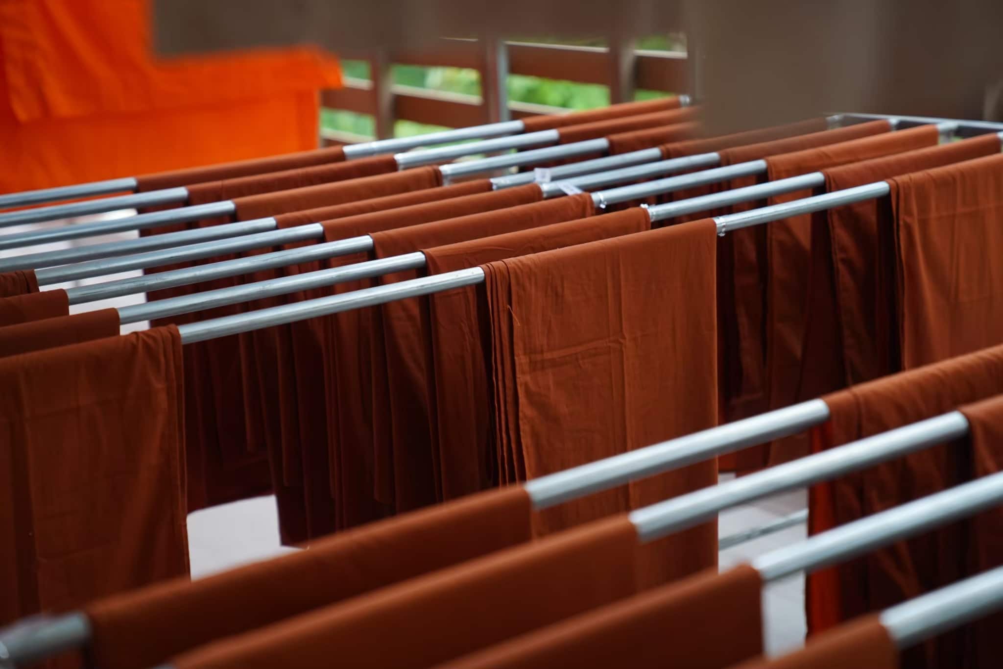 อาคารพุทธบุตรแก้ว