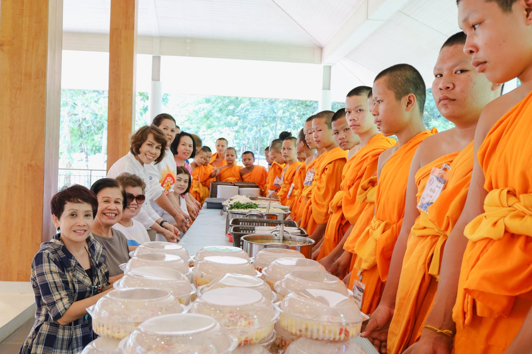 วจนกฺขโม อดทนต่อถ้อยคำ